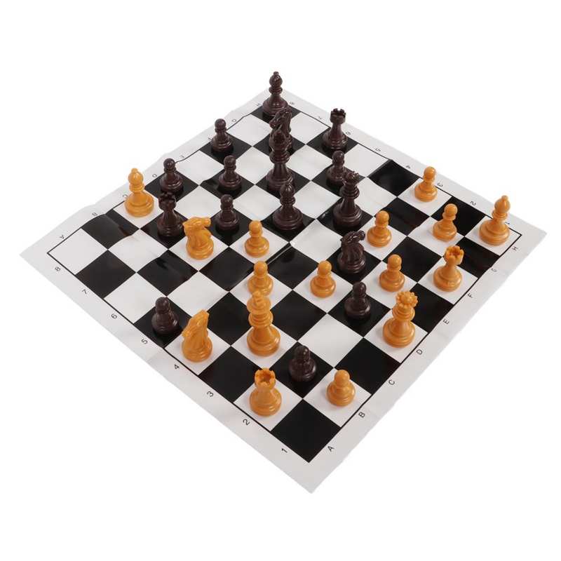 International Standard Chess Set PS Plastic Easy To Store Plastic International Chess with Chessboard for Outdoor