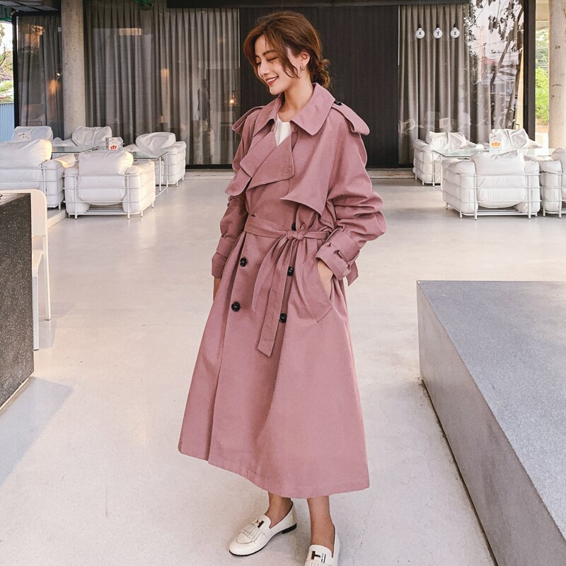Pink khaki kvinder trenchcoat dobbeltbrystet langbæltet vindjakke med flapper forår efterår kappe overtøj: Lyserød / S