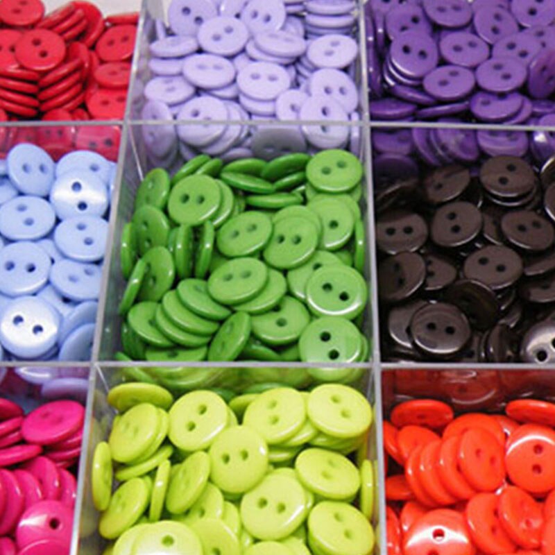 100 stuks Kleding Gereedschap Ronde Vorm Kledingstuk Accessoires 2 Gaten Kids Naaien Knoppen Willekeurige Kleuren 6/9/11 /13/15/20MM Plastic