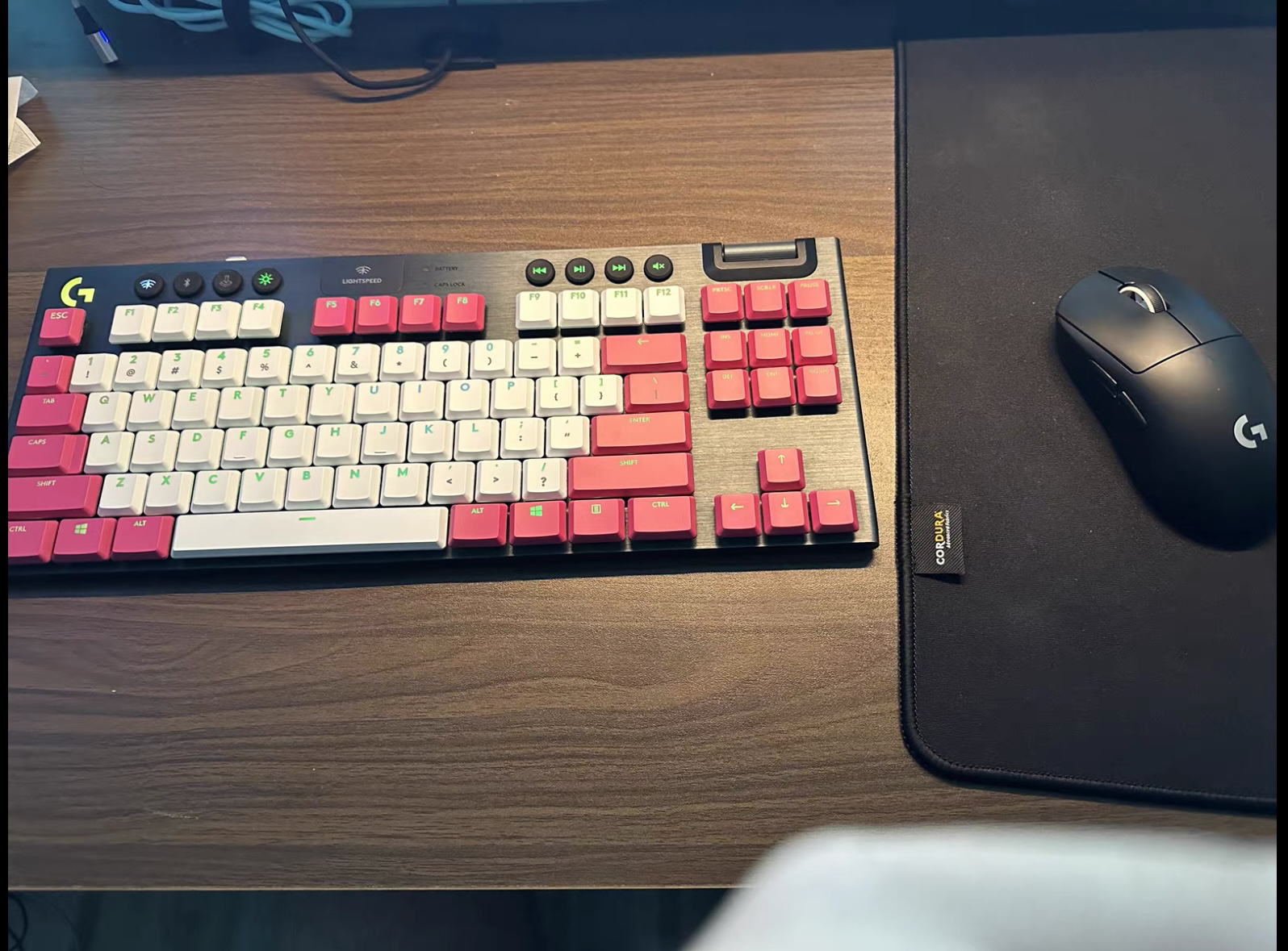 G913 tkl färgade tangenter trådbundna mekaniska speltangentbordsknappar  g913 g915 g913 g913 tkl  g813 tkl tangenter: Förgylld