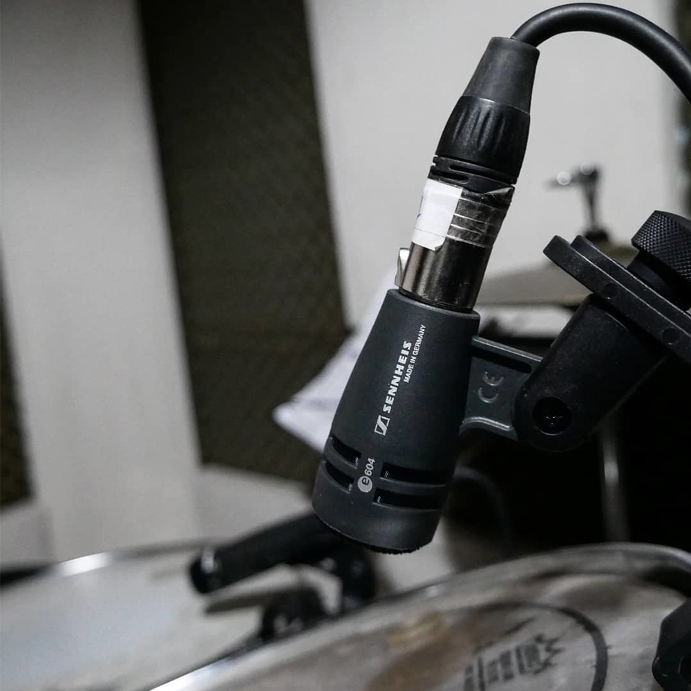 E604 e 604 Tom Snare Evolution Series Cardioid Instrument Wired Drum Microphone With Clip Arm Mount for Recording
