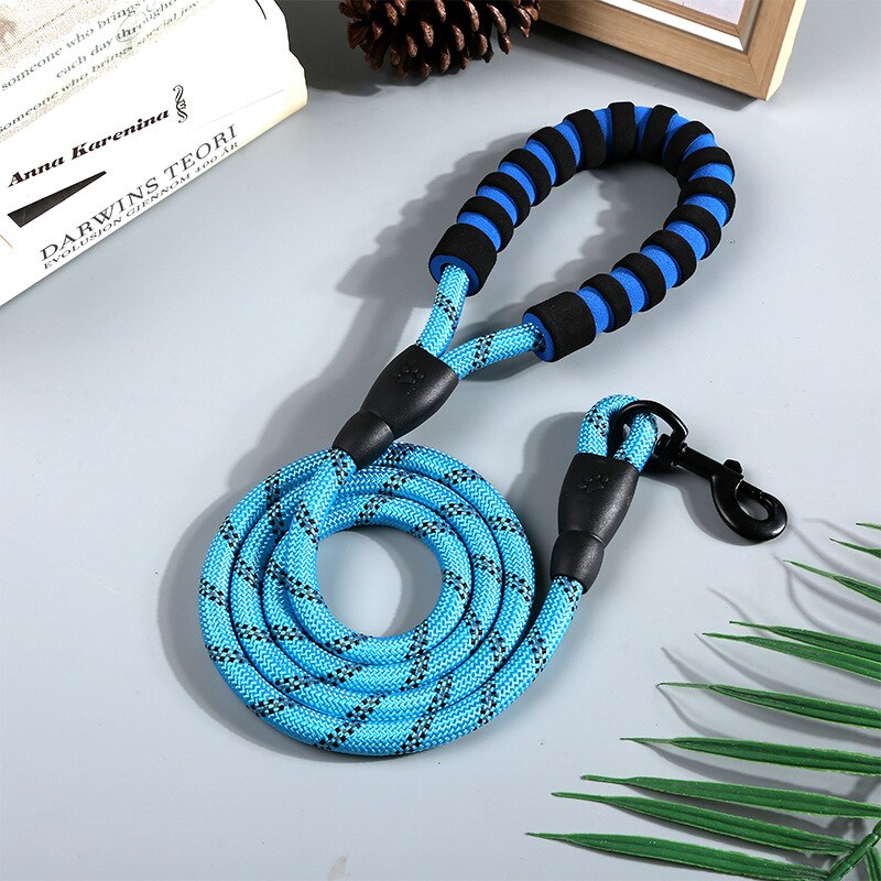 Nylon 1.5m huisdier hondenriem hondenriem kleur nacht reflecterend duurzaam wandelen training tractie touw hondenriem met hondenriem