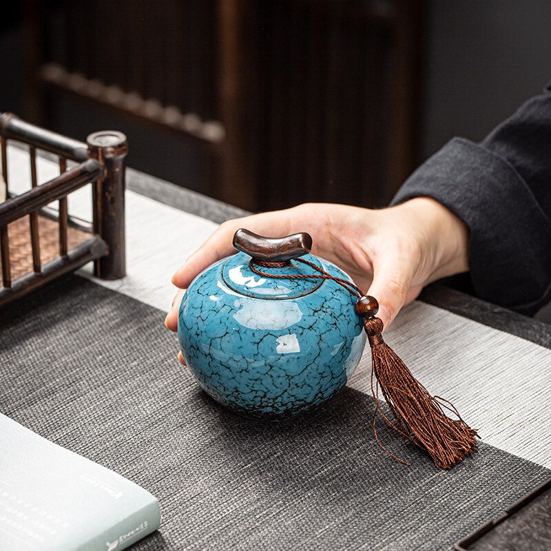 Cute mini ceramic tea pot kiln becomes small mini storage jar retro earthenware factory direct
