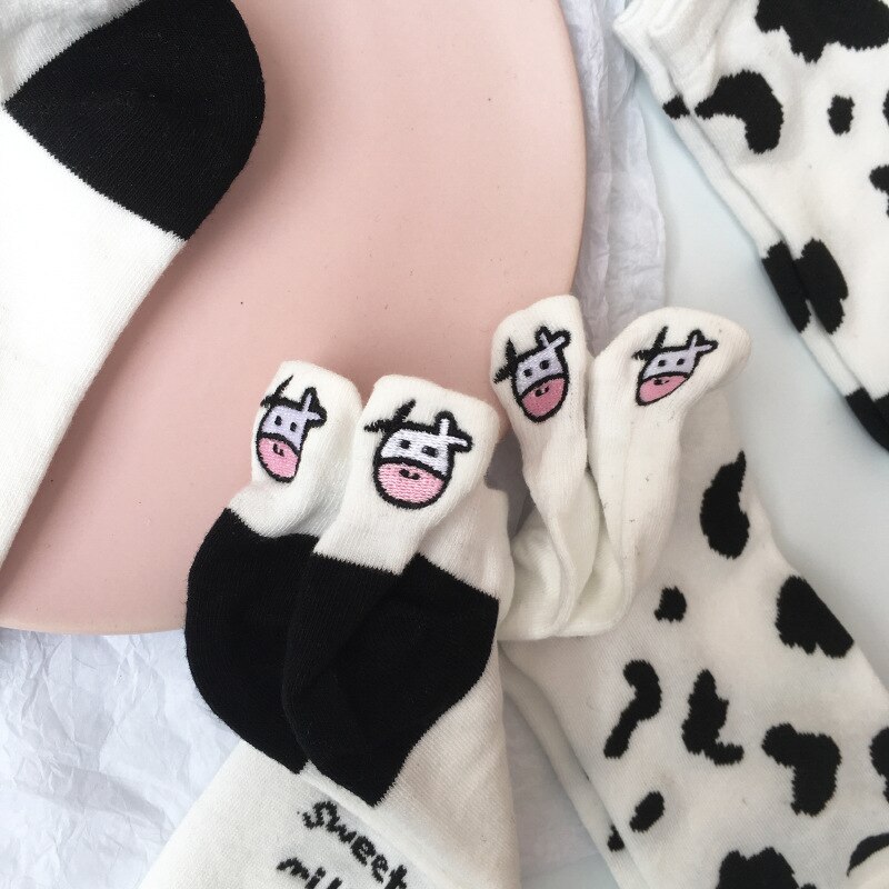 Calcetines con estampado de vaca para mujer, medias informales de algodón con dibujos de animales, negros, blancos y manchas, Kawaii, para verano, 2 pares