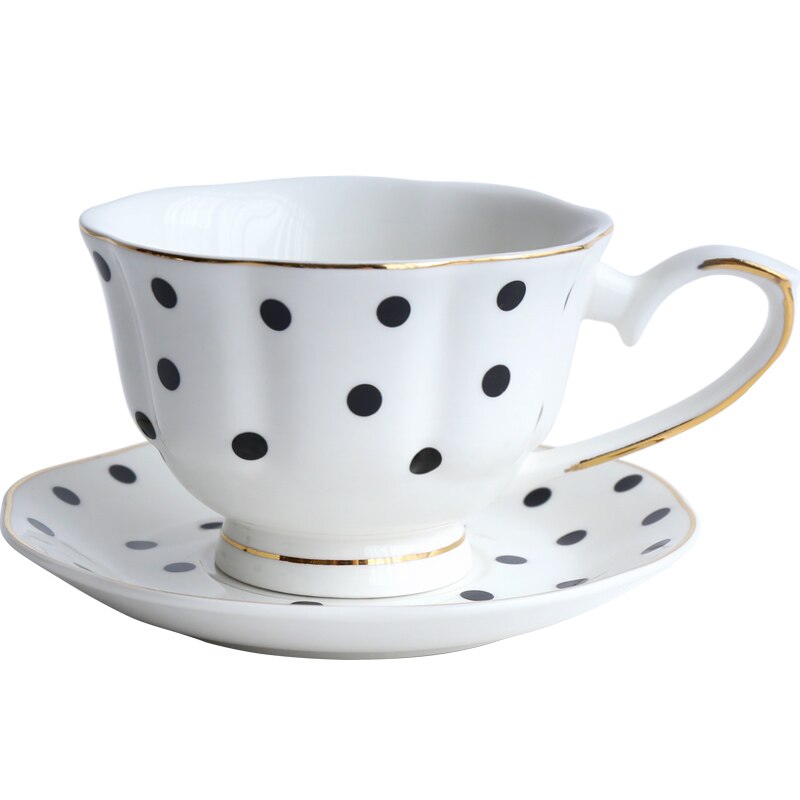 1pc Flower Shaped Coffee Cup Saucer Set European Style Ceramic Afternoon Tea Set Fine Bone China Tea Cup Gold-rimmed Drinkware