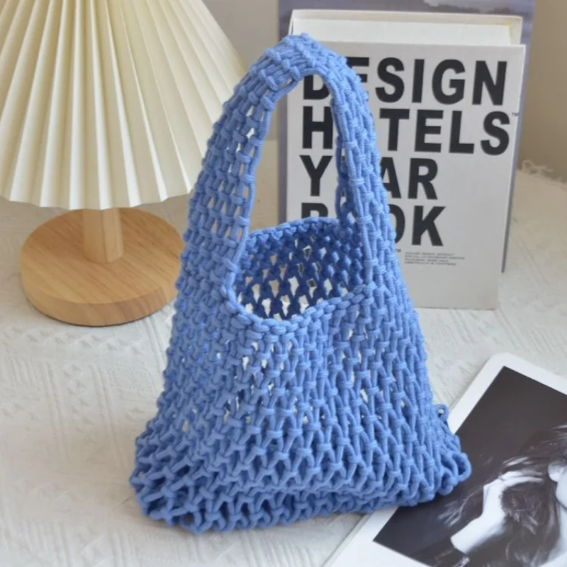 Borsa a tracolla da spiaggia di nuova personalità Corda di cotone Borsa monospalla intrecciata scavata Borsa sotto le ascelle da donna di grande capacità: Blu
