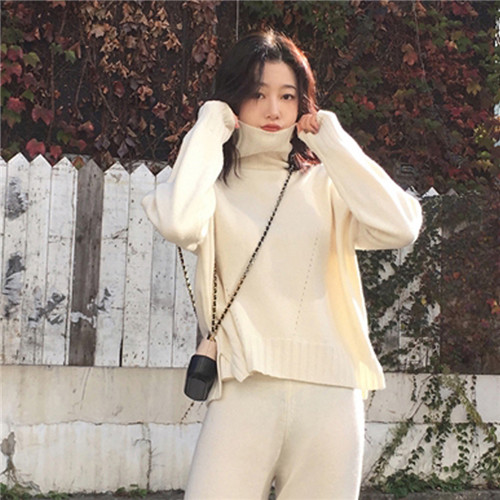 Women's Tracksuit Set - Knitted Turtleneck Pullover - 2 Piece Casual Outfit: Beige