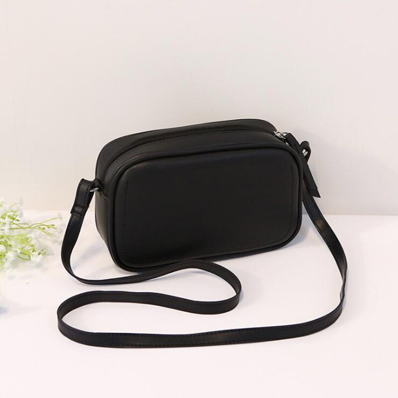 Bolso pequeño con solapa cuadrada, bandoleras cruzadas para mujer, bolsos de hombro de cuero, bolsos de famosa: black
