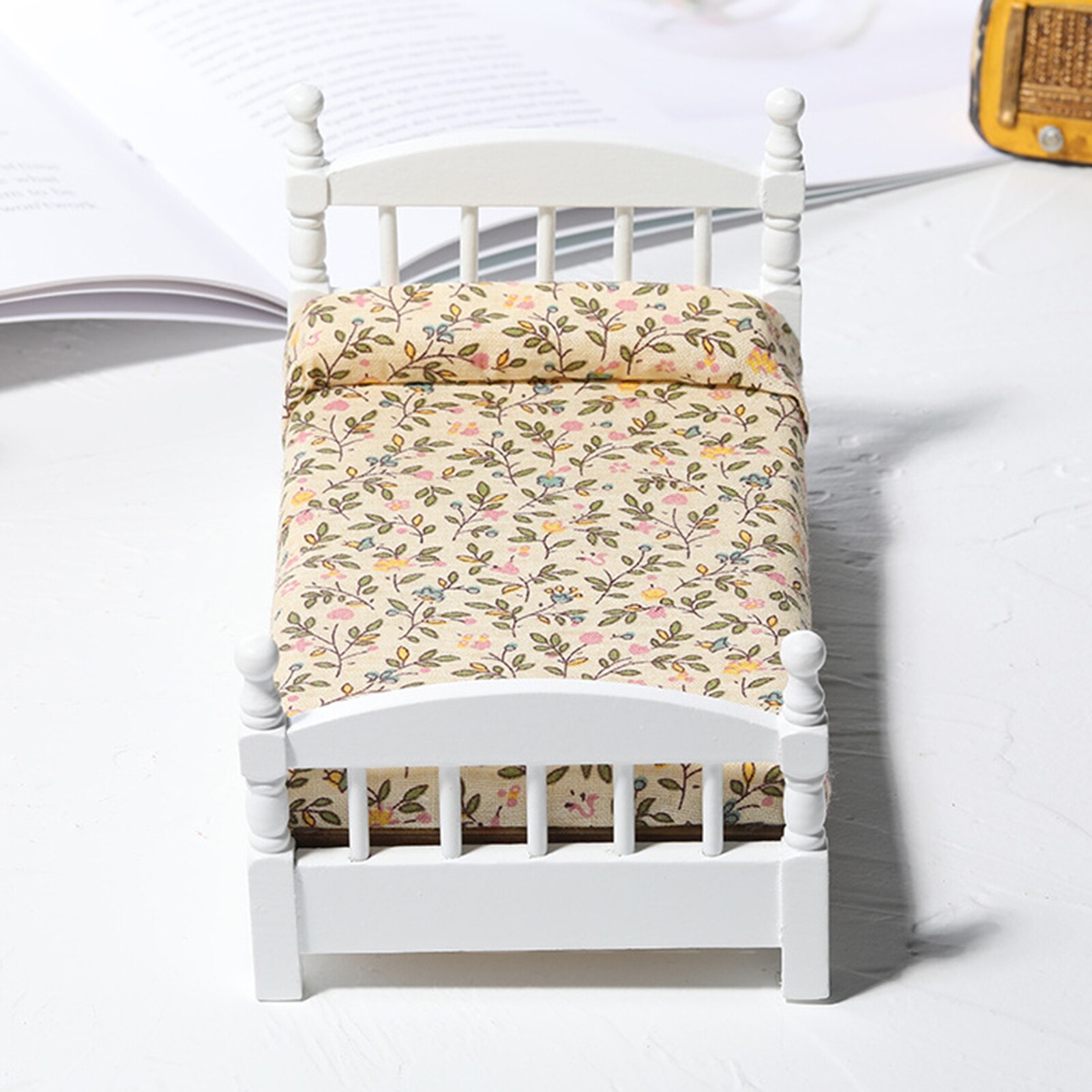 1/12 Cute Realistic Multifunctional Practical Attractive Miniature Wood Bed Living Room Toy Decor Furniture Model Ornament