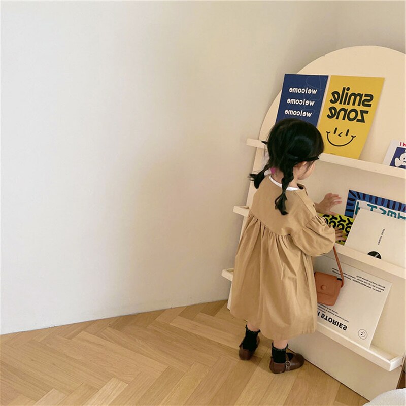 Autunno nuovi vestiti per bambini coreani bambola allentata Trench Toddler Girls nove punti cappotto manica bambino Casual semplice capispalla per bambini