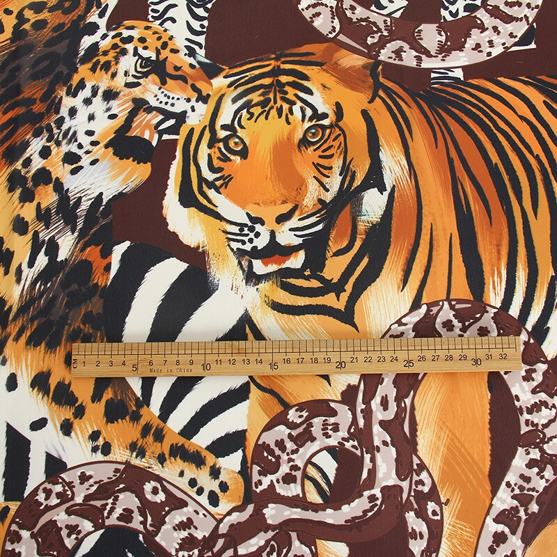 100 x 145cm ukers tiger/sebra/slange/leopard chiffonstoff til kvinne sommerkjole bluse tissu tela хлопок материал diy