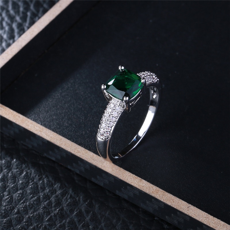 CC 925 Sterling Silver Jewelry Vintage Green Stone Rings For Women Party Engagement Ring Bijoux Accessories CC534