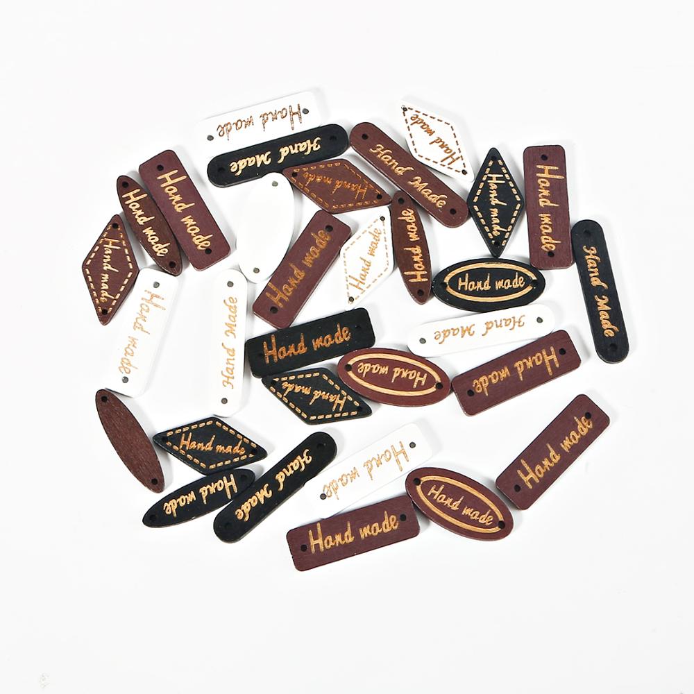 Mix-briljant-vorm 50 stuks/lot gemengde kleuren handgemaakte letters naaien natuurlijke houten knopen kleding decoratie naaien scrapbooking thuis