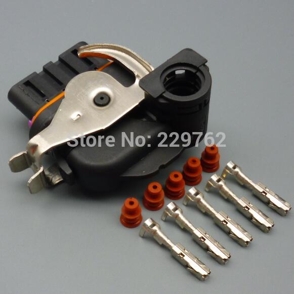 shhworldsea 5 Pin/Way Automotive Engine Harness Connector Generator Plug With Wire Pigtail 18242000000