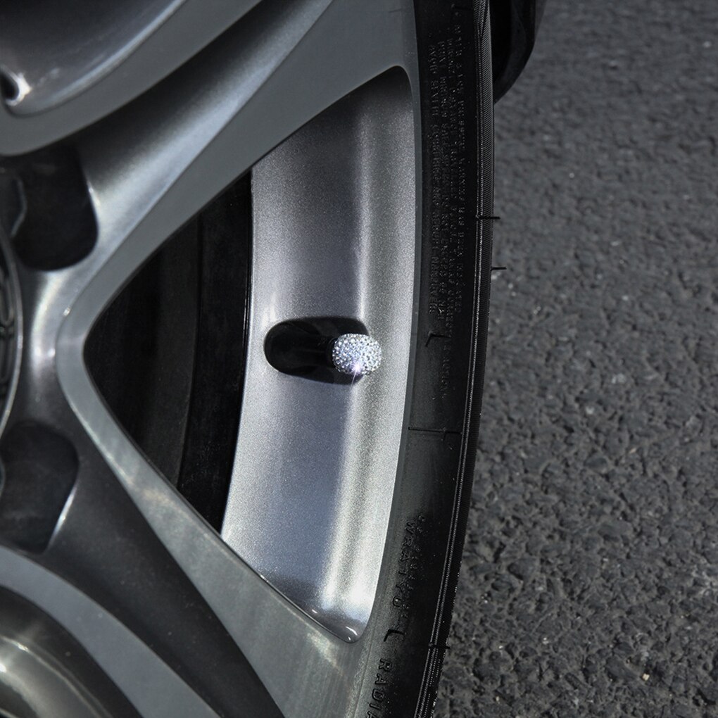 4 stk / sett rhinestone innebygd modifisert ventilkjernedeksel universell motorsykler auto ventil skruehett tilbehør