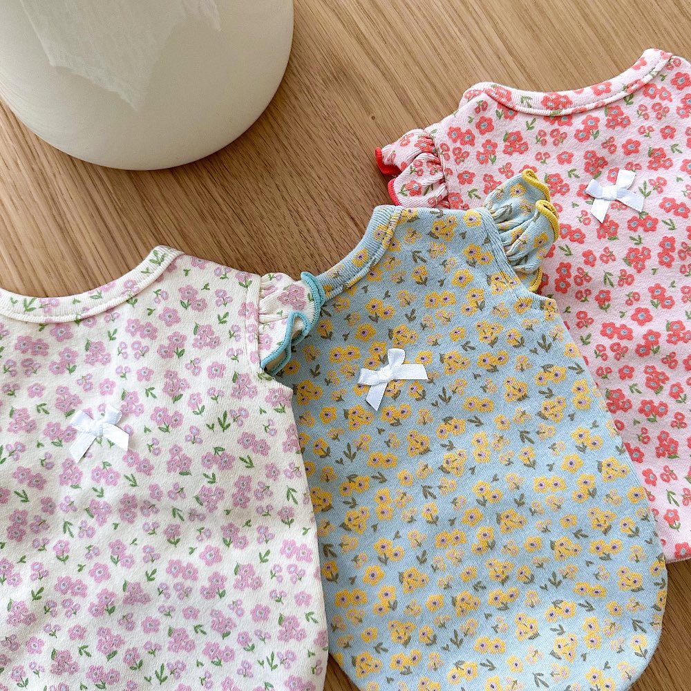Colete para cães de estimação, roupas de verão para cachorros, fofo, floral, mangas voadoras, camiseta para cães, chihuahua, pug, bichon, gato, cachorro, roupas para meninas
