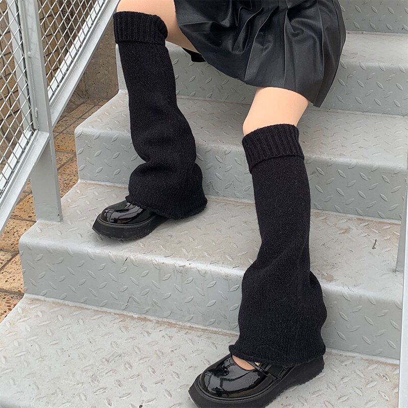 Harajuku Cute Flared Knitted Leg Warmers Japanese Girls Kawaii White Winter Loose Foot Cover Knee High Lolita Leg Warmer Socks: black