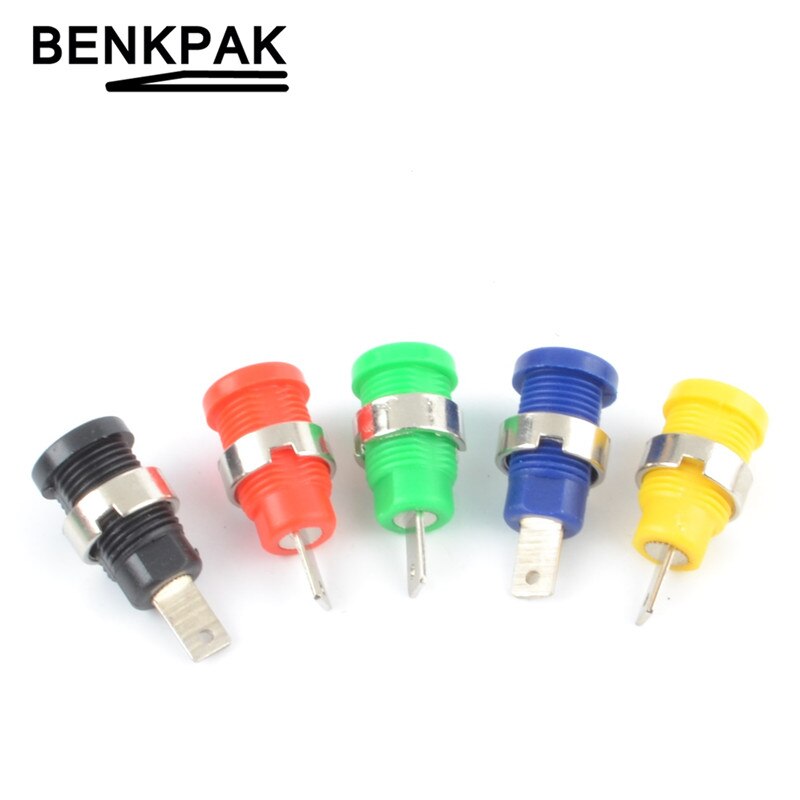 5 stk 4mm bindestolpe bananstikkontakt panelmontert testprofilkontakt