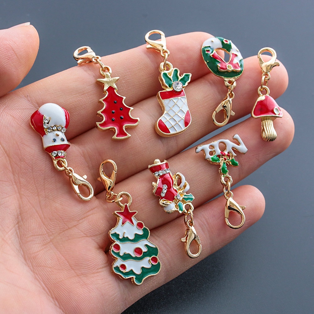 19 Stks/set Emaille Kerst Decoratie Sleutelhangers Boom Bel Sneeuwpop Legering Kreeft Gesp Sluiting Charms Sleutelhangers Sieraden