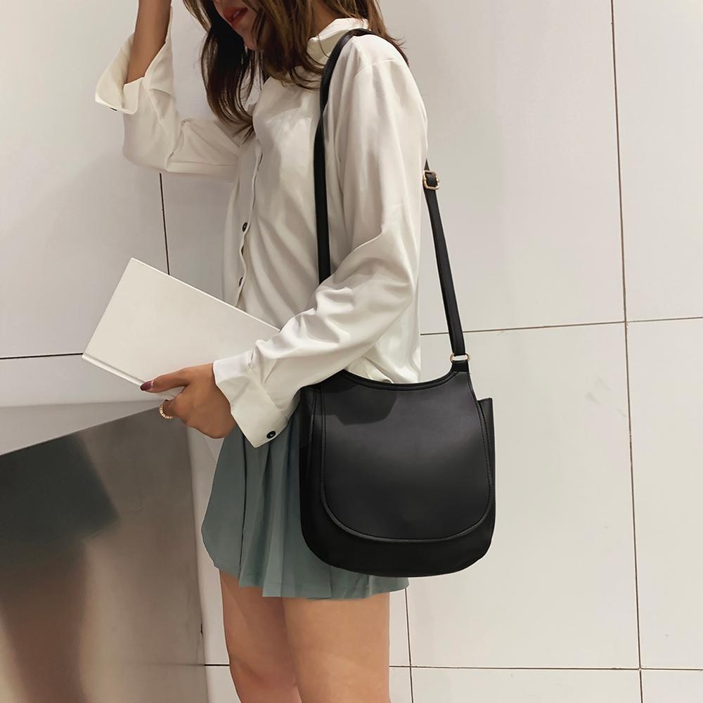 Femme décontracté Simple couleur unie épaule sacs à main en cuir PU femmes grande capacité rabat bandoulière sacs de messager bolsa feminina