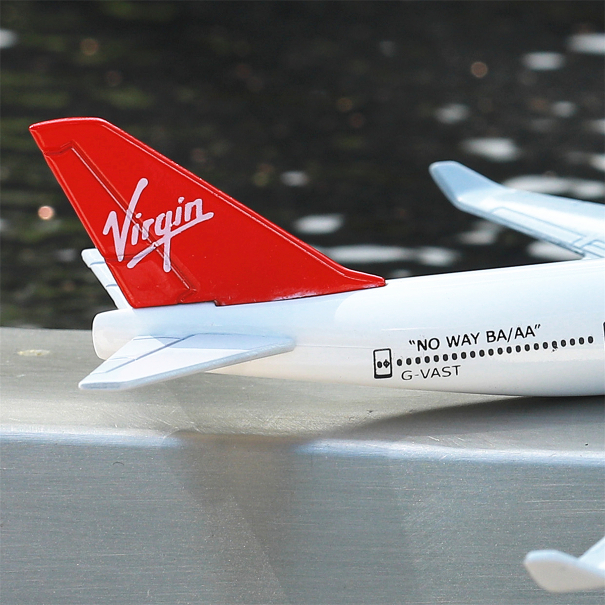 British Virgin B747 aeroplano in lega pressofuso modello 15cm World Aviation da collezione Souvenir Ornament Miniature