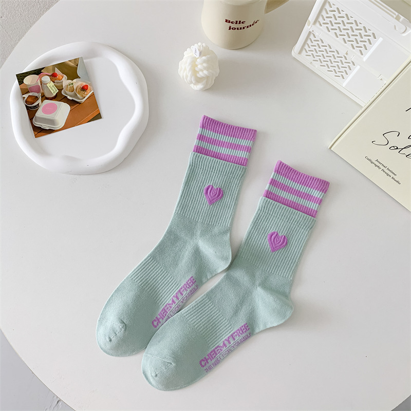 Women Cotton Socks Stripes Love Heart Embroidery Cotton Crew Socks Cute Kawaii Harajuku Streetwear Lolita Girls Calcetines Mujer: SKY BLUE