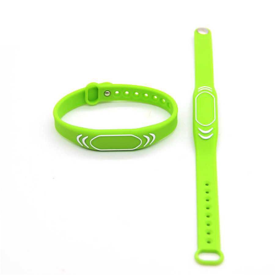 30 st 125 khz  em4100 rfid handledsetiketter  tk4100 nyckelbricka armbandsetiketter mart justerbart armband armband id-kort: Grön
