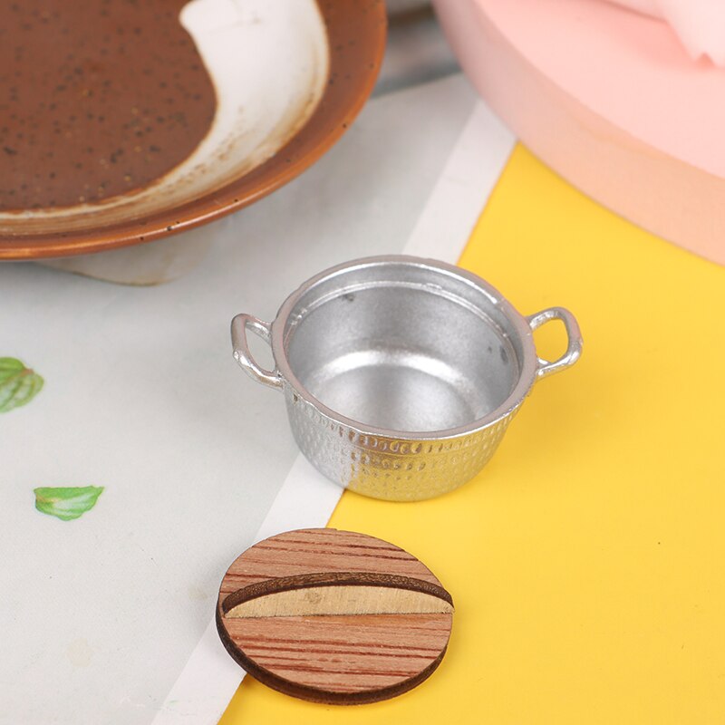 1pc Casa Delle Bambole Decorazione in Miniatura di trasporto Utensili Da Cucina di Cottura merce mini pentola Caldaia padella con Coperchio Casa di Bambola Accessori