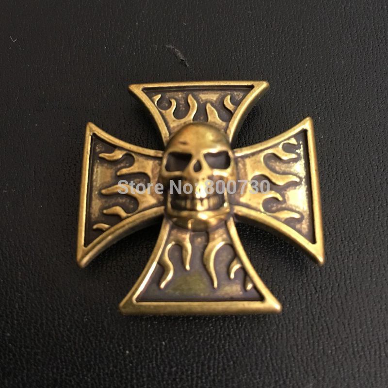 (KBM60) 10 pc 29.5mm Skull Cross Concho Westerse Paardensport Tack Concho Screwback Concho Leathercraft Antiek-Brons