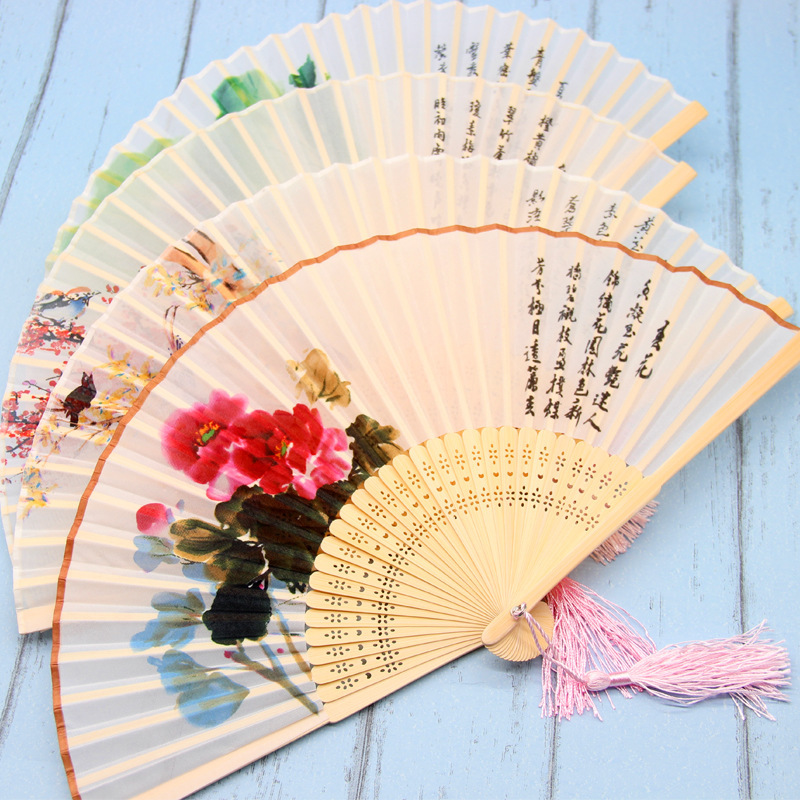 Echte Seide Frau Chinesischen Bambus Fan Sommer Fan Antike Falten Dance Fan Vintage Hochzeit Gefälligkeiten Und Bambu Hand Fans mariage