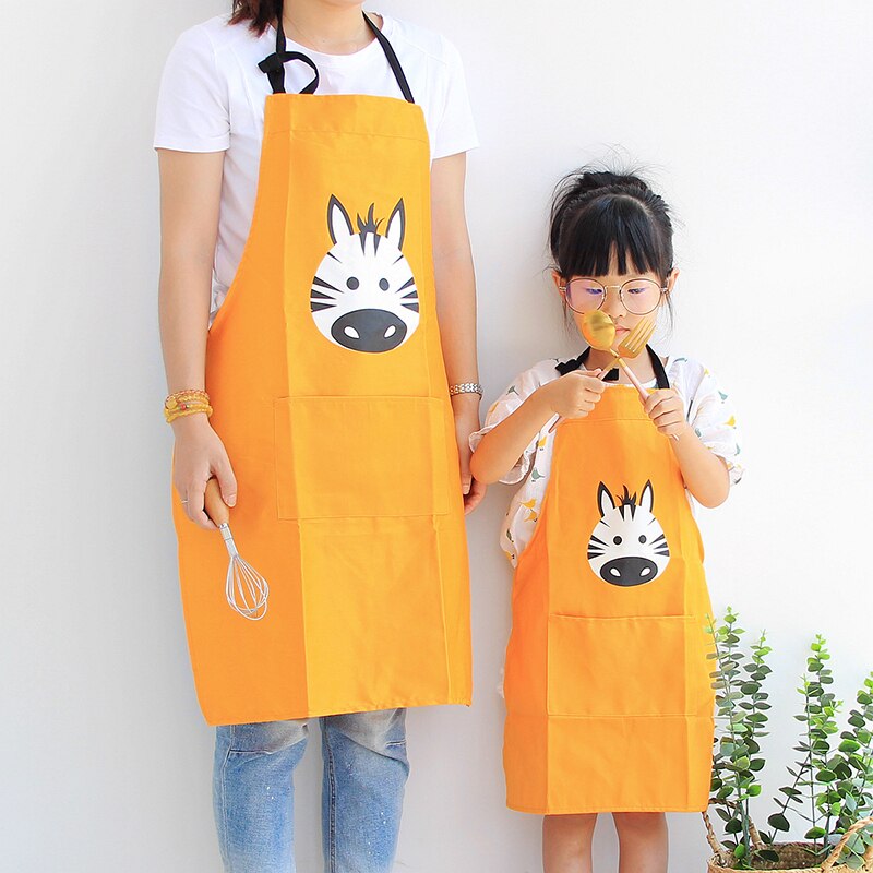 Delantal estampado de dibujos animados para niños y adultos, peto de cocina para guardería, paño de animales, delantales de actividades familiares