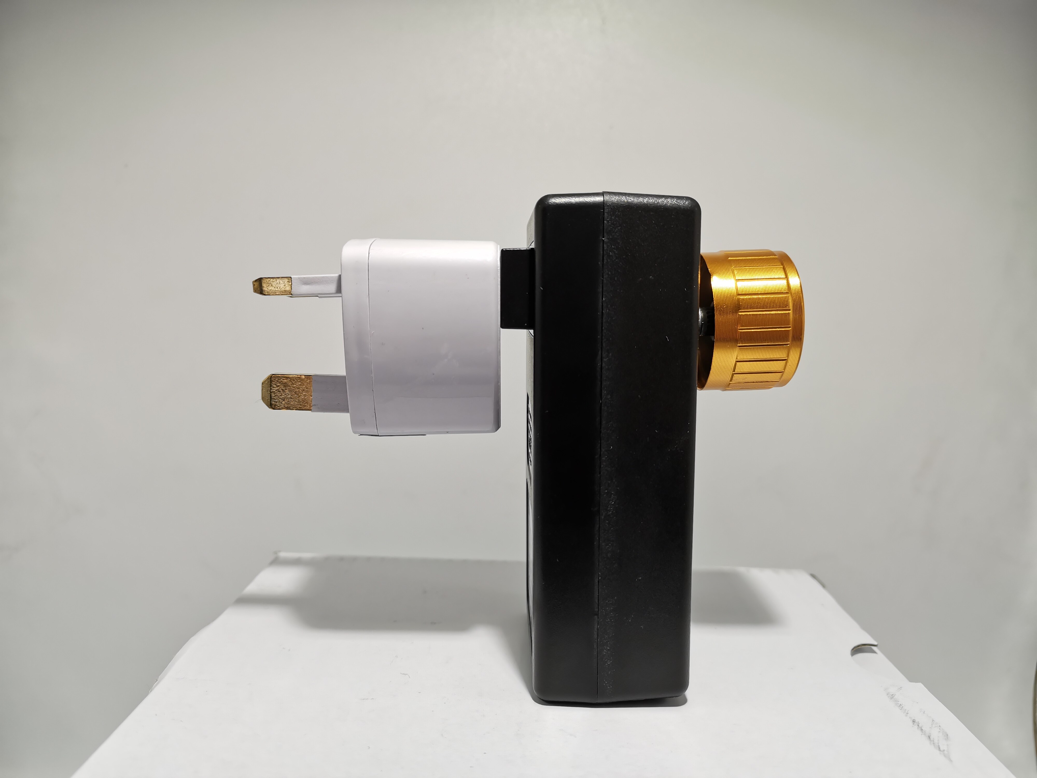 Fan speed controller the air volume can be changed at will