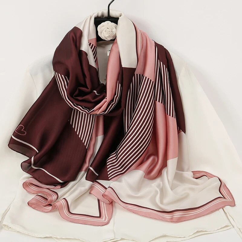 Estampa geométrica feminina Imitação de seda cetim cachecol, elegante protetor solar xale, cabeça de viagem praia, hijab à prova de vento, 180x90cm: Dourado
