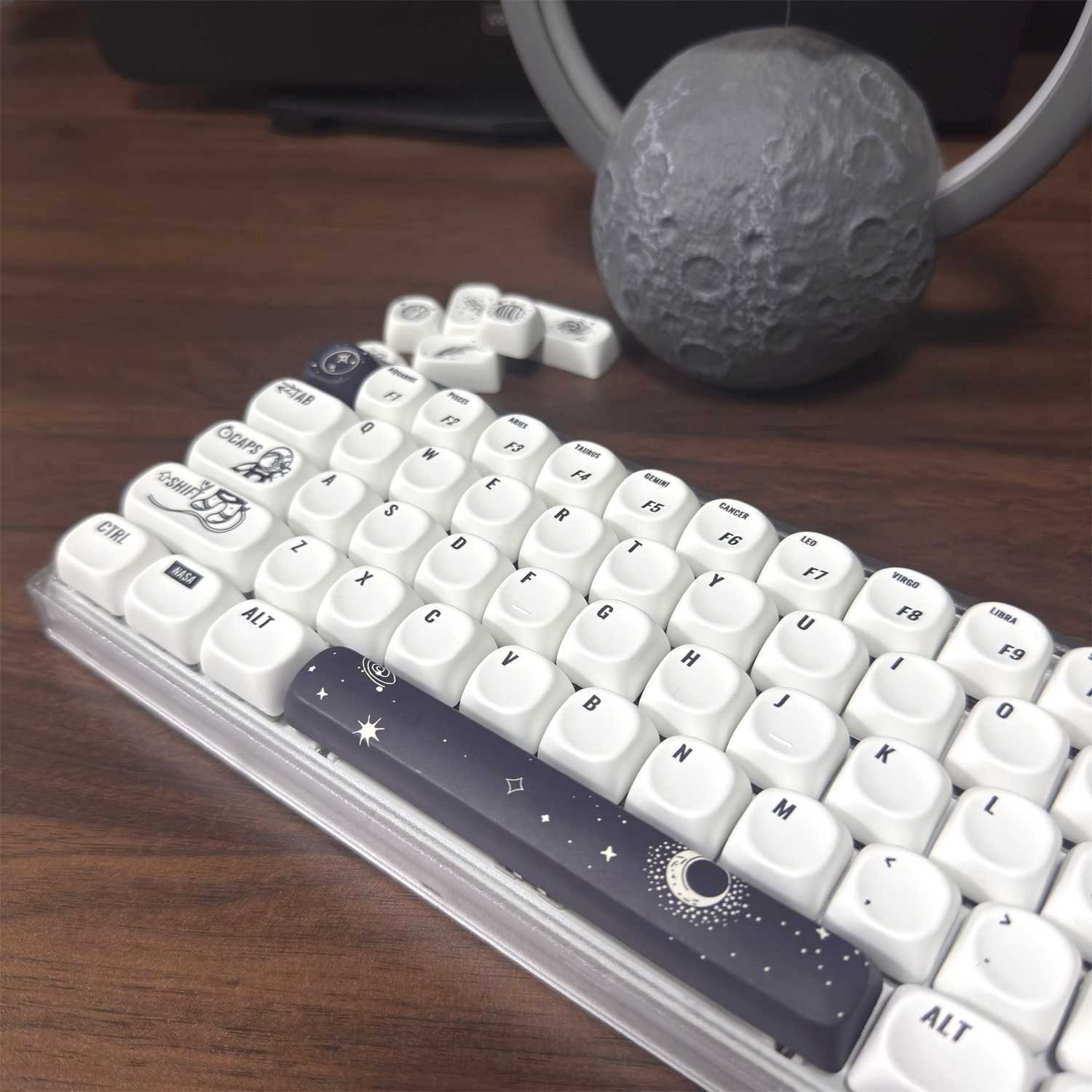 Space Travel Astronauts MOA Keycaps for DIY Gaming... – Vicedeal