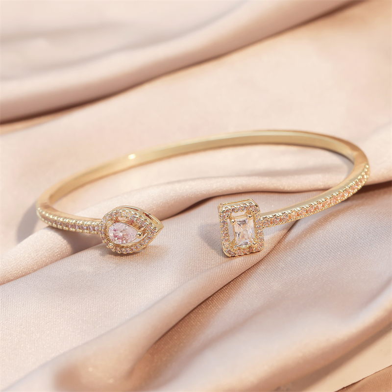 Luxus Geometrie Gold Farbe Manschette Armreifen Für Frauen Zirkonia Armbänder eins Party Alltag Schmuck.