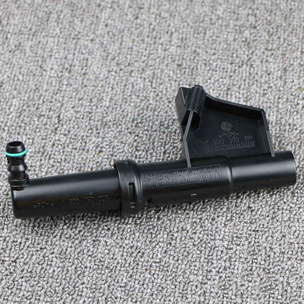 31253730 Headlamp Headlight Water Spray Nozzle Washer Jet Actuator Washer Nozzle For VOLVO C30 S40 V50 C70 2004: 31253730