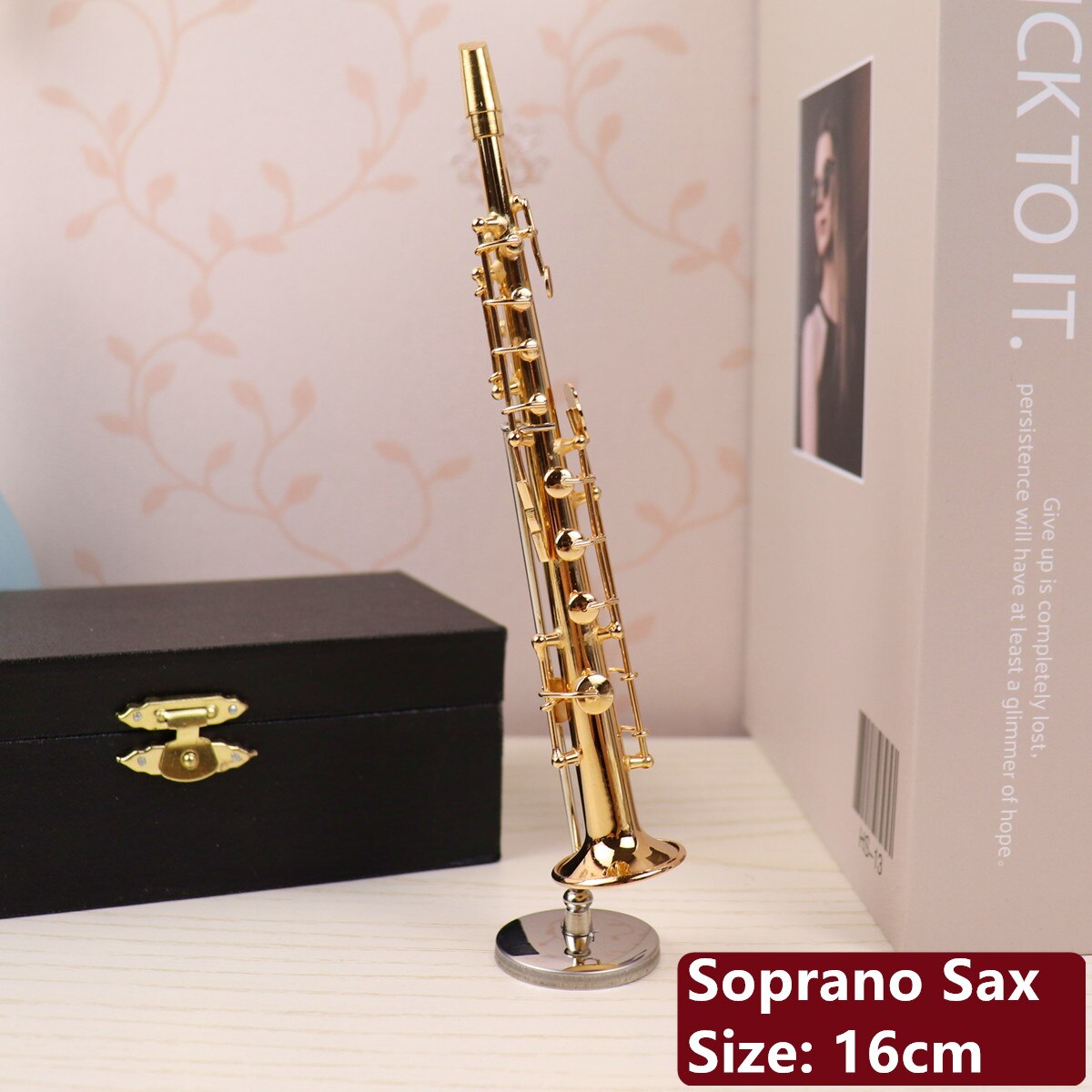 Dh Miniature Flute Clarinet Saxophone Trumpet Trombone French Horn Model Mini Musical Instrument Ornaments and Decoration: Soprano Sax-16cm