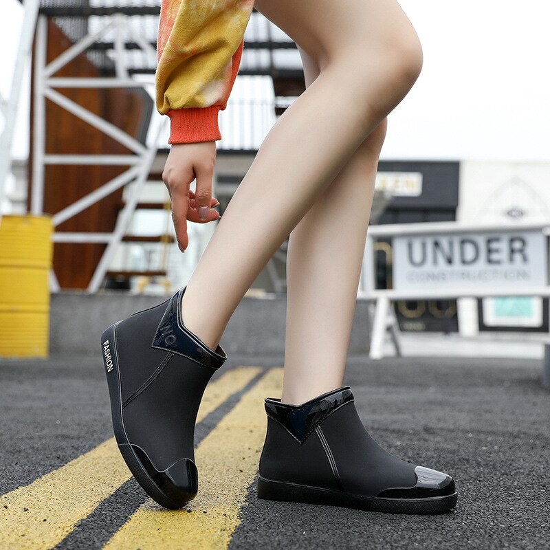 Rubber Schoenen Vrouwen Waterdichte Regen Laarzen Enkel Schoenen Herfst Vrouwelijke Water Schoenen Regenlaarzen Enkellaarsjes Flats