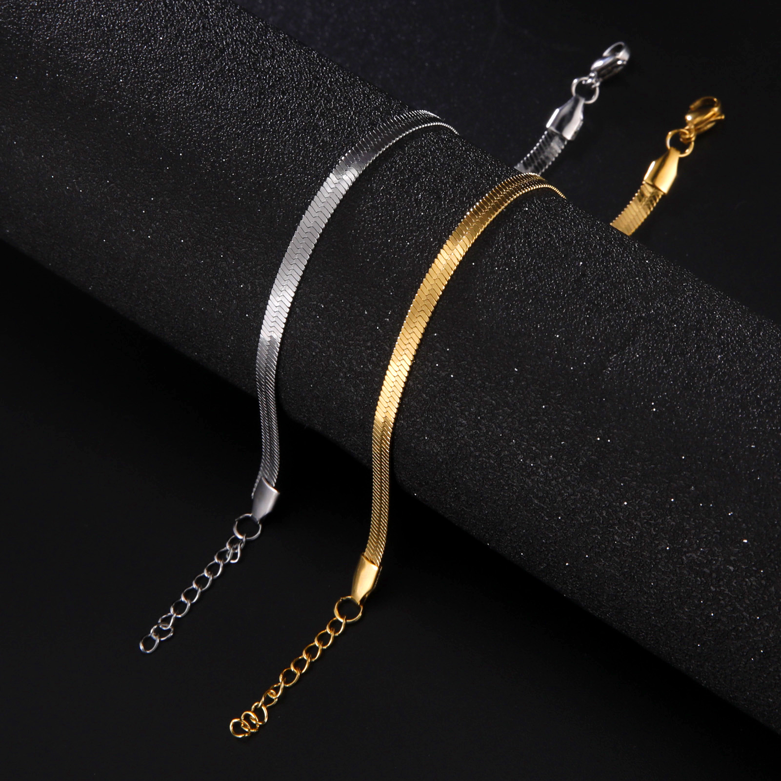 Cazador-pulsera de cadena de serpiente de acero inoxidable para mujer, pulseras minimalistas de amistad de Color dorado, joyería de , del día de la madre