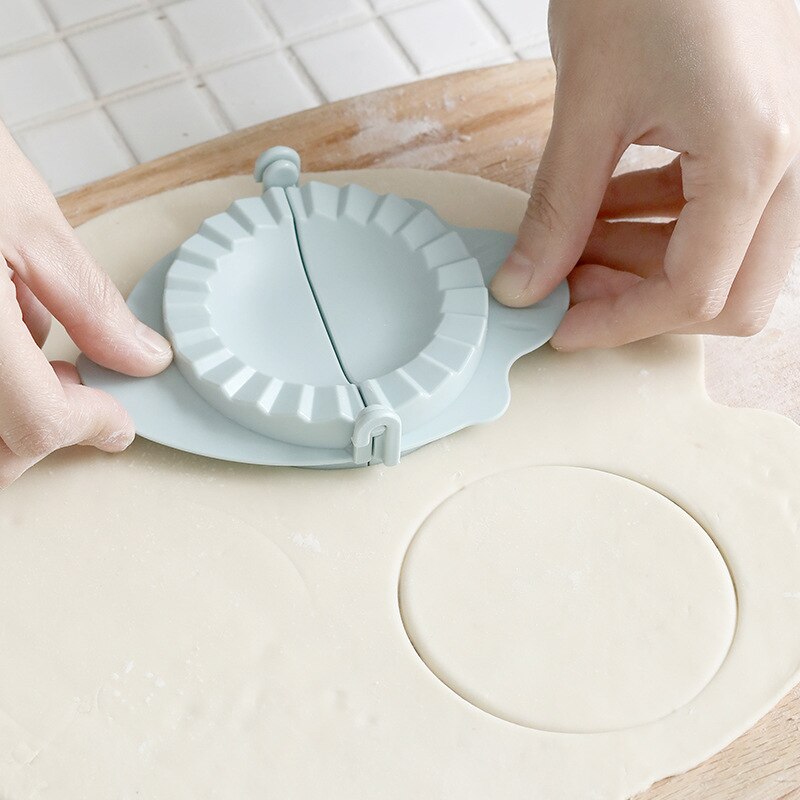 Køkken tilbehør diy dumpling forme værktøj dejen tryk dumplings jiaozi maker værktøjer wienerbrød cutter køkkenredskaber køkken gadgets