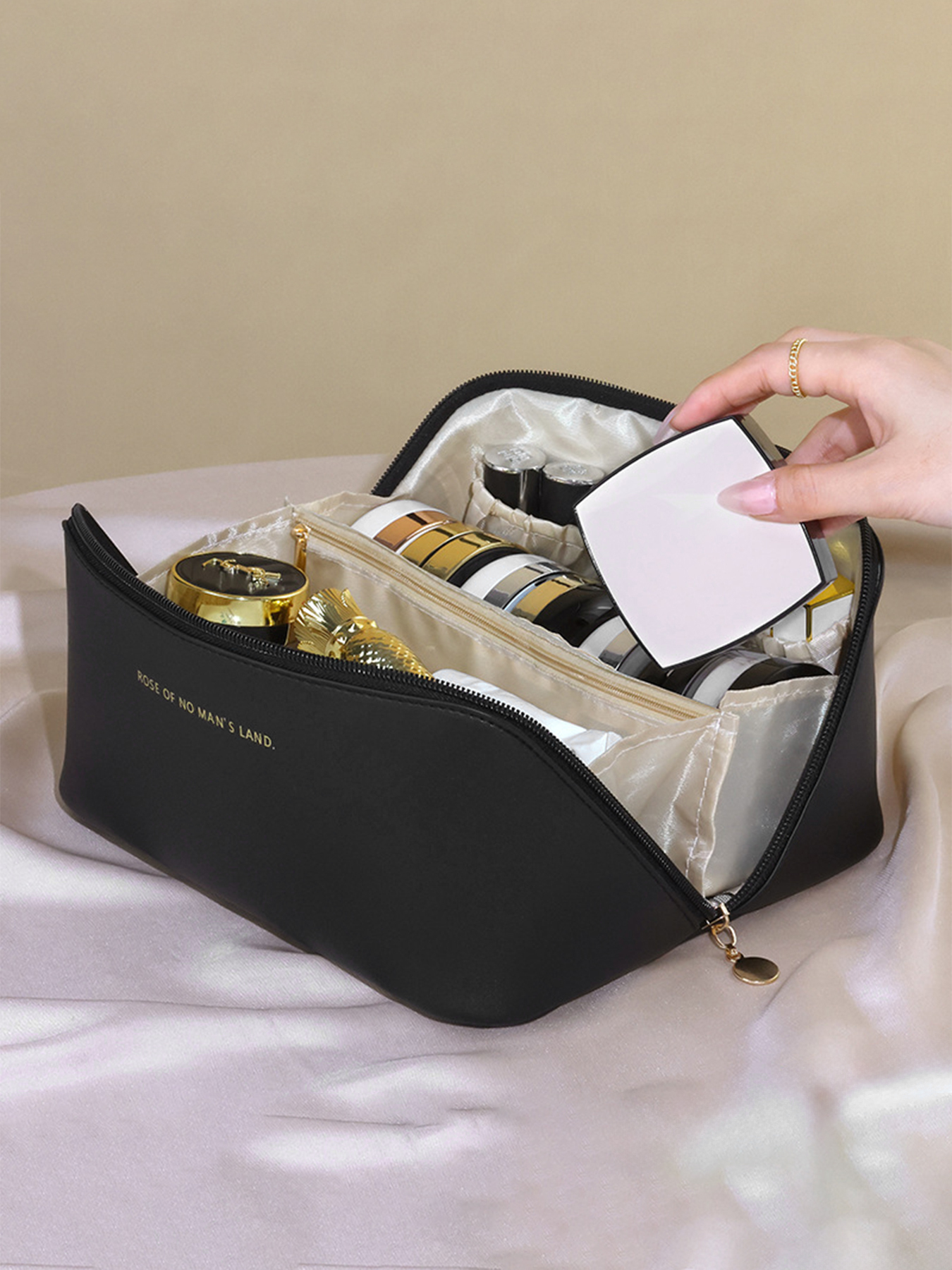 Travel Makeup Bag,Large Capacity Cosmetic Bags for Women,Waterproof Portable Pouch Open Flat Toiletry Bag Make up Organizer with: black