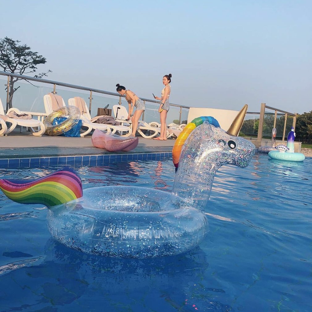 Oppustelig legetøj instransparent sequin enhjørning svømning ring flamingo svømning ring enhjørning svømning ring