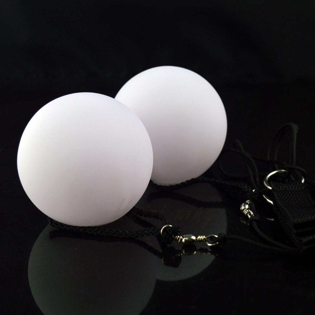 2Pcs LED POI throwing balls Glow Balls Belly Dance Level Hand Props 2016CA Led Poi Balls Party Supplier