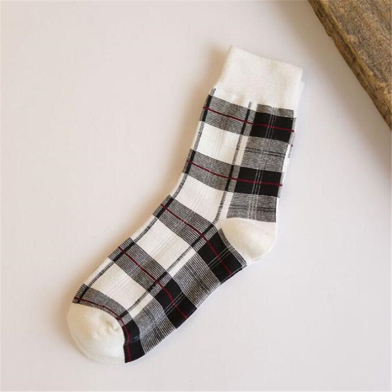 Calcetines Vintage de algodón a cuadros para mujer, medias Kawaii de rejilla de celosía escocesa Retro, de , a la , para Otoño e Invierno