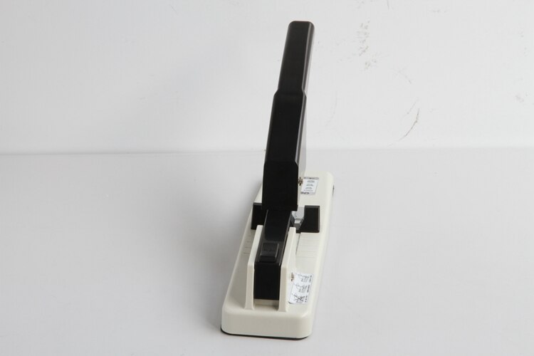 Deli 0392 heavy large stapler office supplier for 15-70 papers/70g paper with 23/6-23/10 staple retail paking