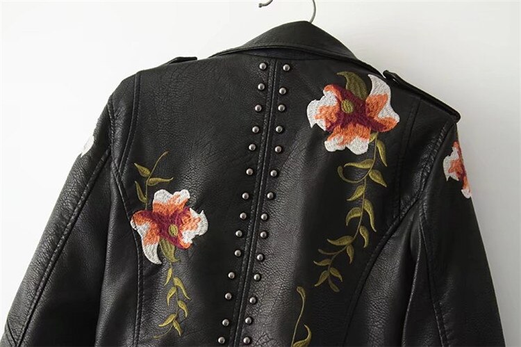 Euro Floral Embroidery Women Faux Leather Jacket Coat Lady Bomber Motorcycle Rivet Spliced Slim Short Jacket Outerwear