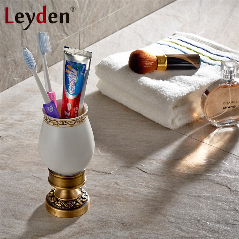 Leyden antiguo latón/orbe tallado flor patrón cepillo de dientes titular con una sola cerámica cobre taza vaso accesorios de baño