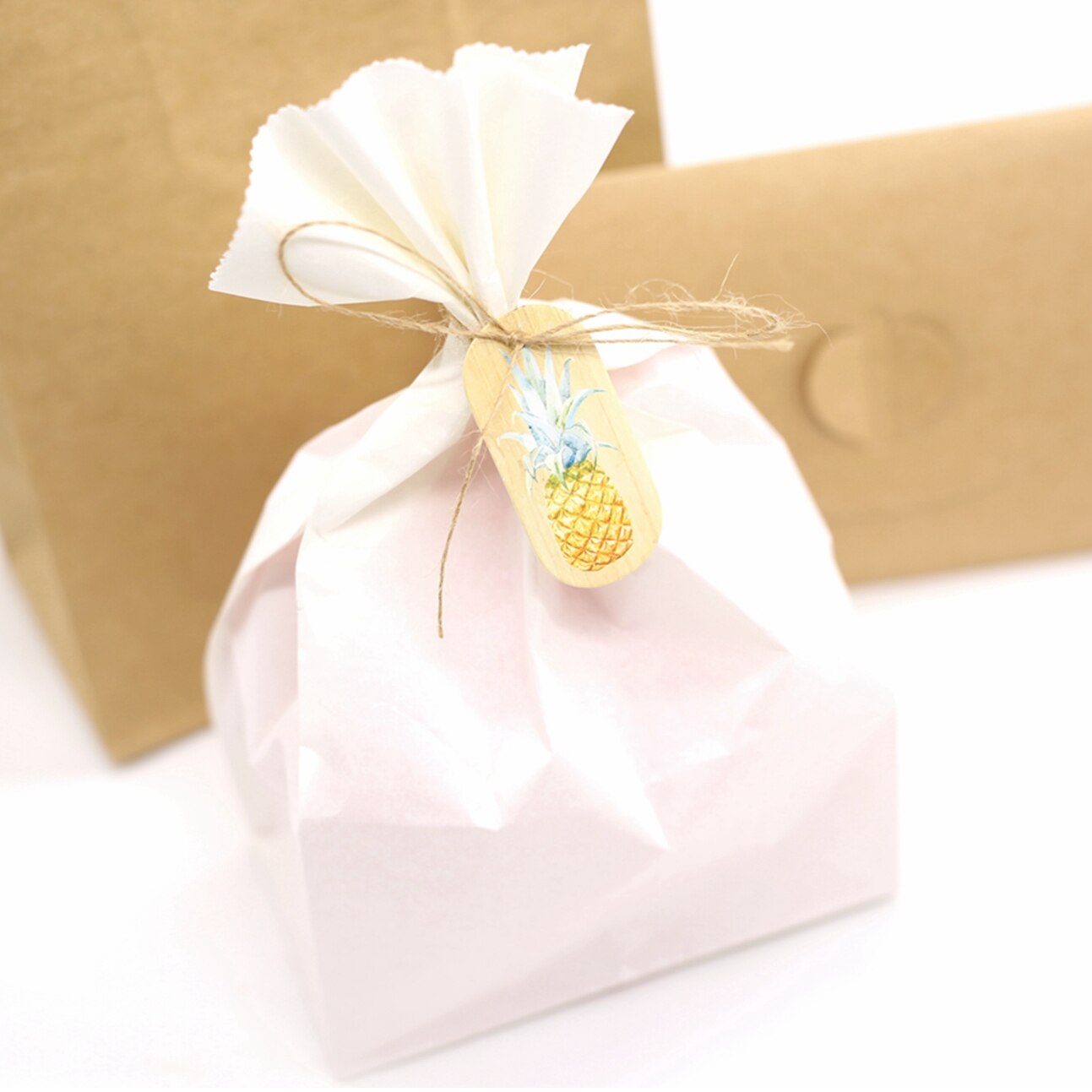 Etiquetas de papel para el Día de San Valentín y bodas, paquete de etiquetas DIY, decoraciones para fiestas, etiquetas colgantes, suministros para envolver , 50 unids/lote