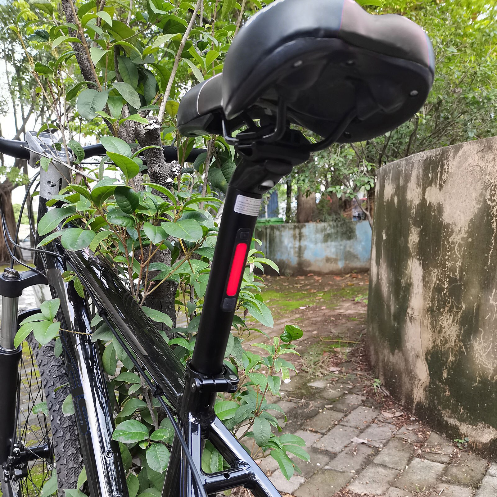 Fietszadelpen slimme fietszadelpen met remlicht oplaadbare fietszadelpen ingebouwd remlicht voor veilig rijden