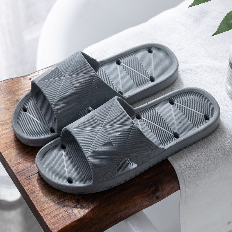 Tossut kylpyhuone kylpy vuotava tohveli nainen muovi hotelli pari miesten tossut talo tossut miesten kengät naisten kengät: Harmaa / 40-41